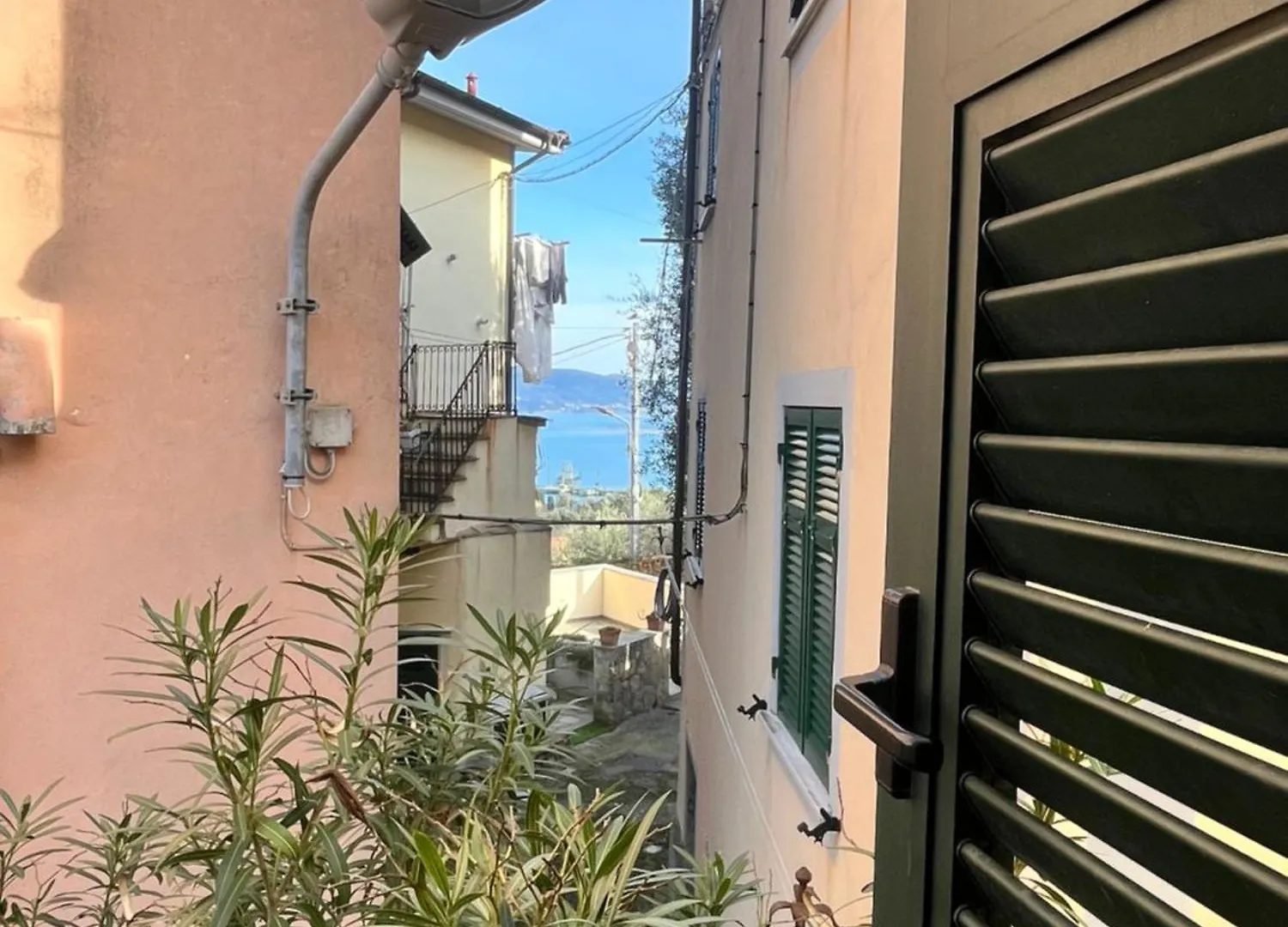 Un Passo Avanti - One Step Closer Apartment Fezzano