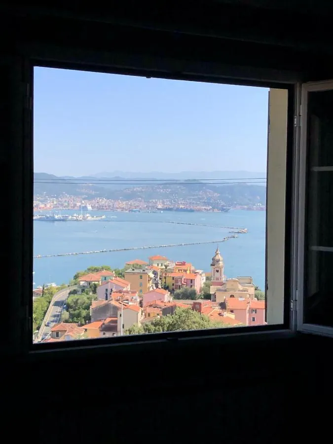 Un Passo Avanti - One Step Closer Apartment Fezzano  Italy