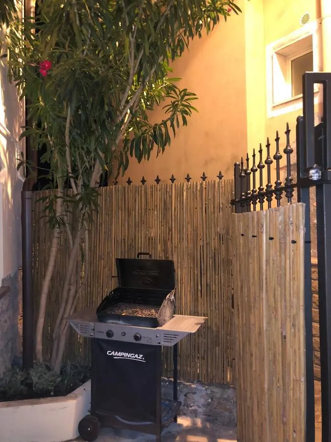 Un Passo Avanti - One Step Closer Apartment Fezzano